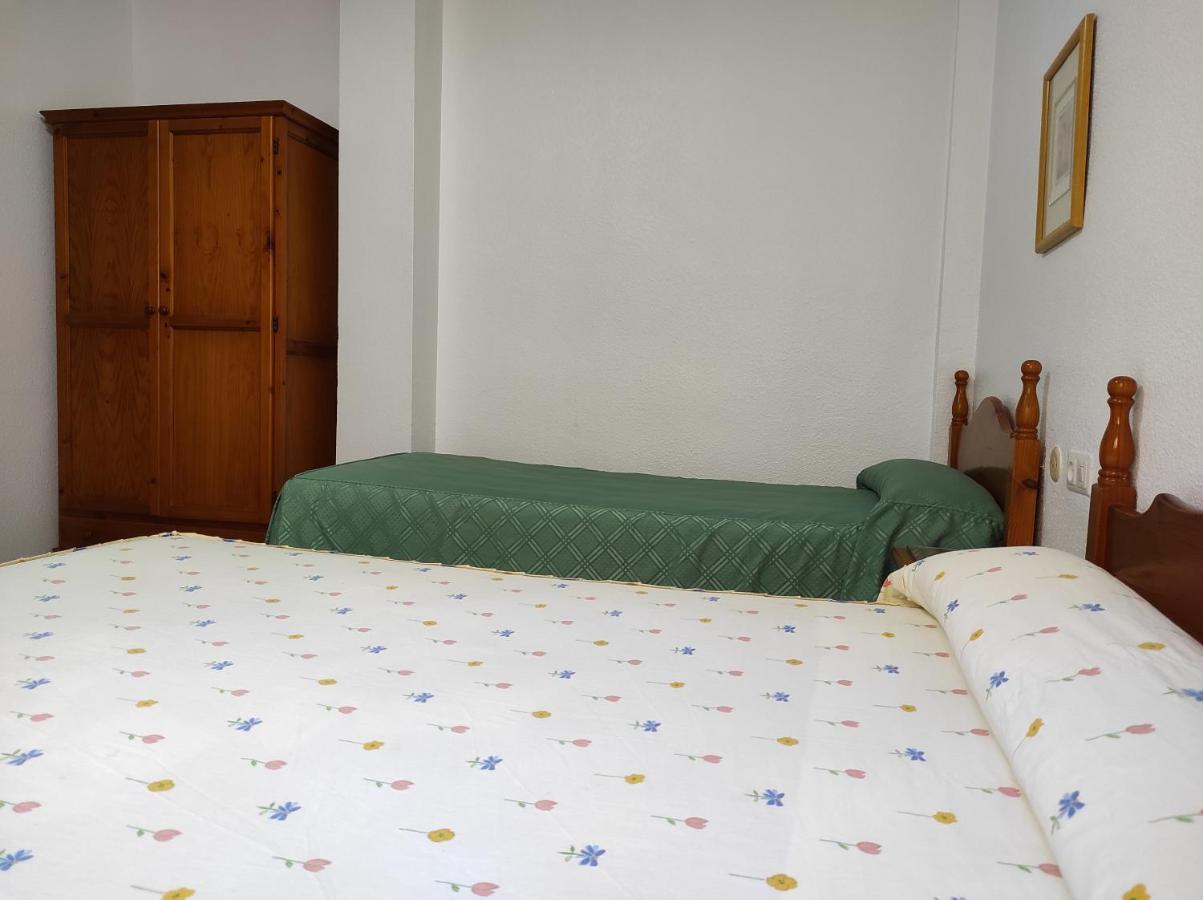 Hostal Centro Ejido El Ejido Buitenkant foto
